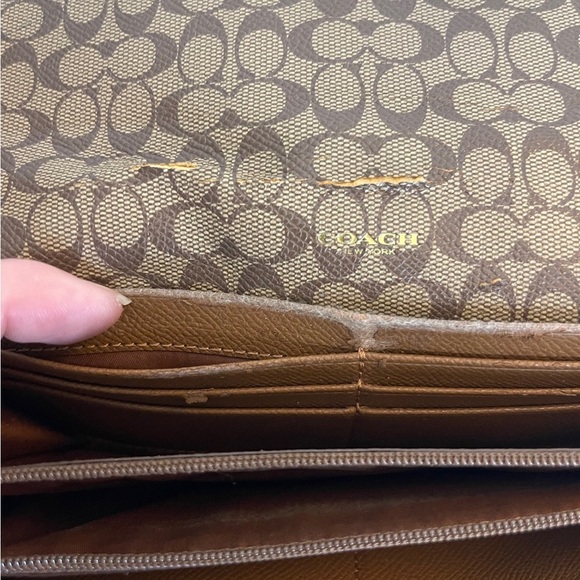 Coach Tan Leather Women's Wallet - Picture 5 of 6